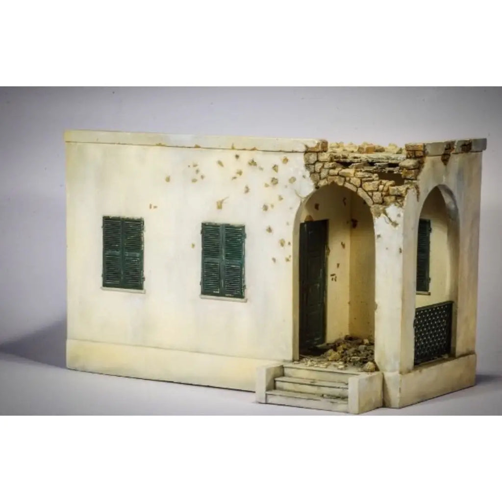 1/35 Ruined Building Corner Diorama Base | Urban Warfare Terrain Resin