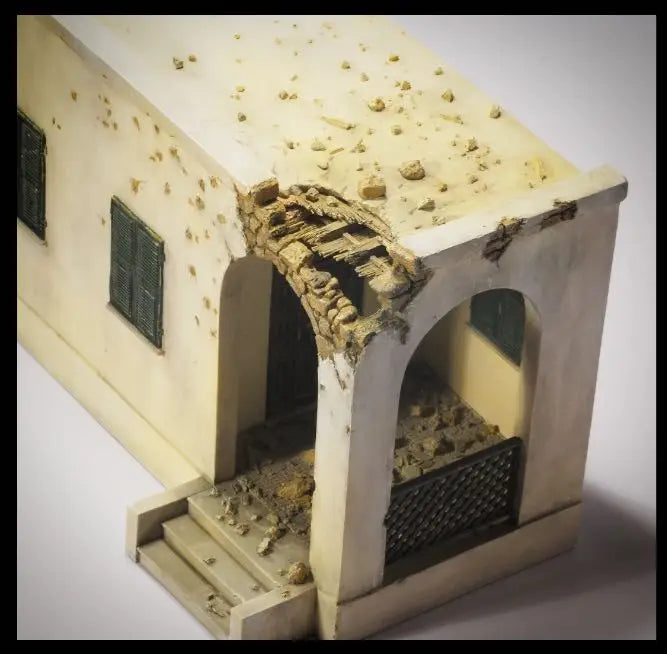 1/35 Ruined Building Corner Diorama Base | Urban Warfare Terrain Resin
