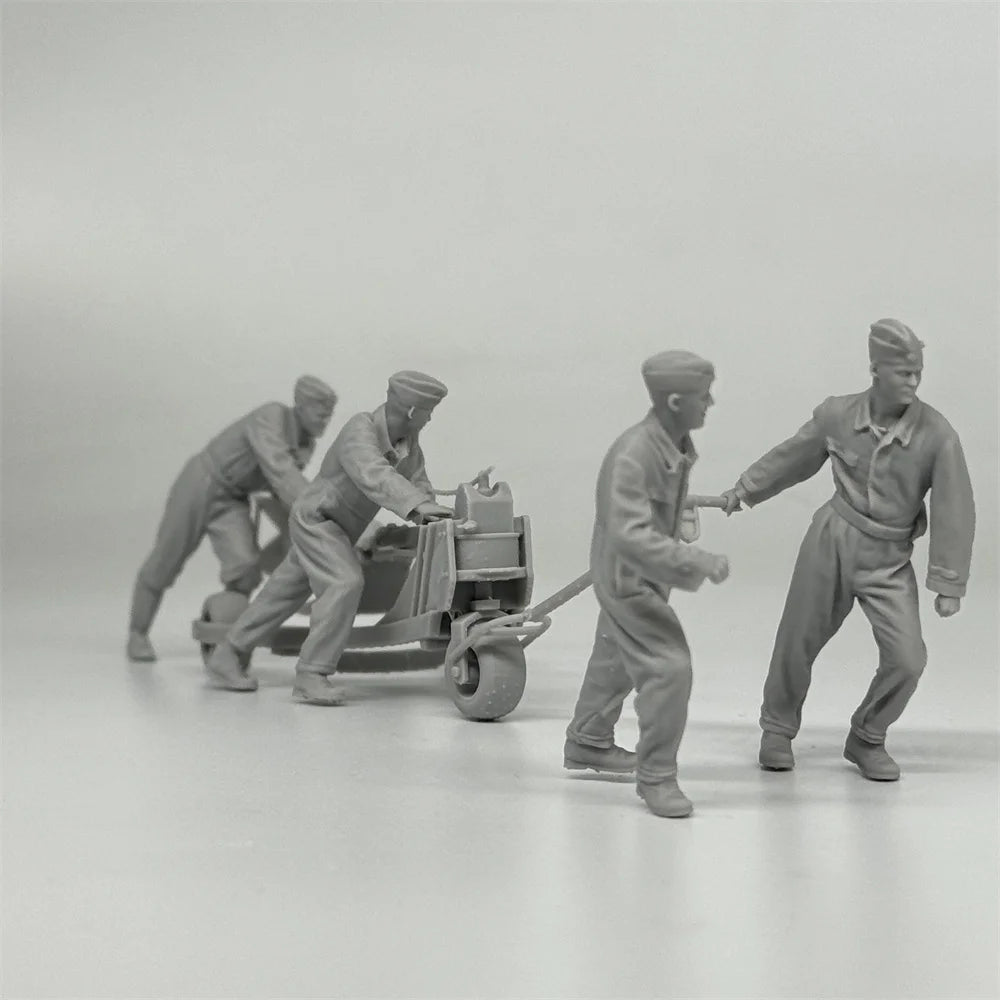 1/35 German Luftwaffe Ground Crew Resin Kit | Bomb Loading Scene (4 Fig)