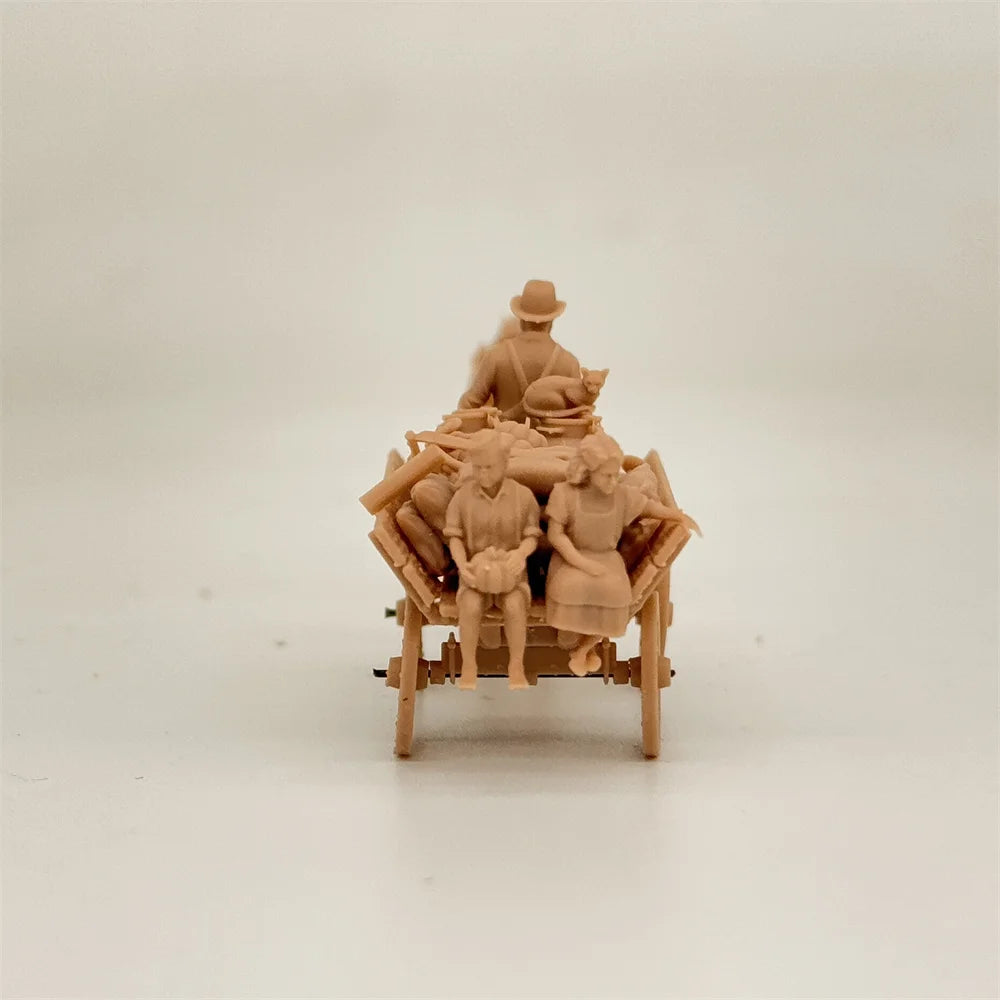 1/72 Scale WWII Civilian Horse-Drawn Carriage & Transport Resin Model Kit - Children, Cargo & Cat Detail
