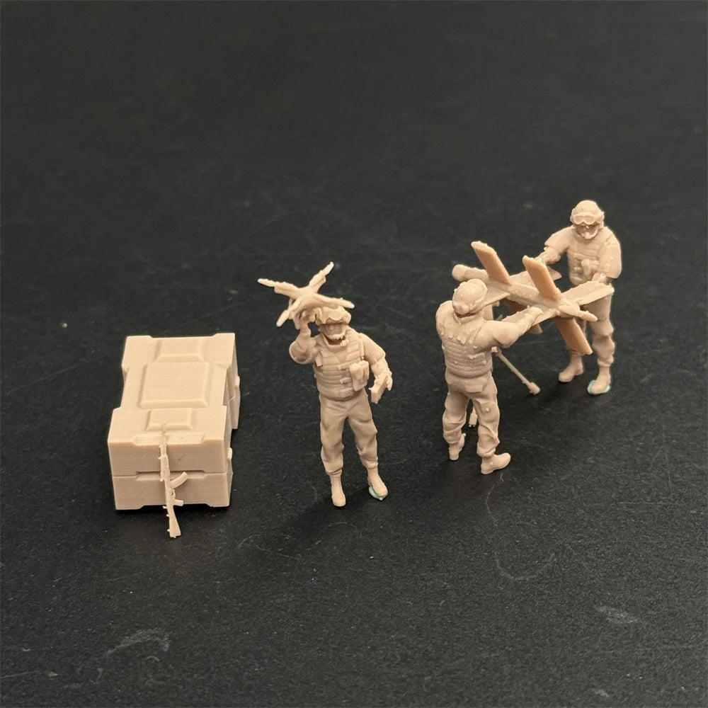 1/72 Scale Russian UAV Operator Team & Lancet 3 Loitering Missile Resin Figure Set (3 Figures) - Modern War Gaming