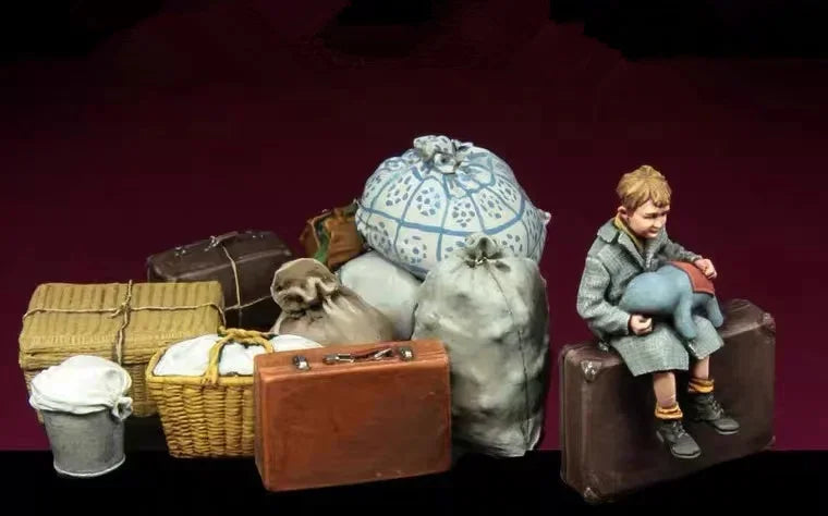 1/35 Scale Refugee Boy with Luggage | Resin Figure Model Kit Unassembled Unpainted Historical War Scene - R Supply Store