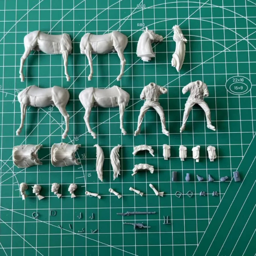 1/35 Scale European Cavalry Set | 2 Soldiers & Horse Resin Model Kit Unassembled Unpainted Diorama - R Supply Store