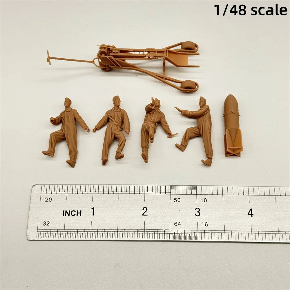 1/48 & 1/72 Scale WWII German Air Force Ground Crew Bomb Loading Team Resin Set (4 Figures) - Luftwaffe Diorama