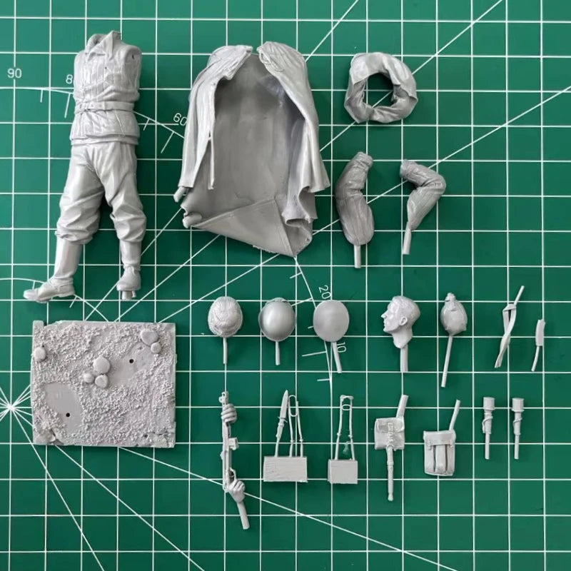 1/24 WWII Soviet Marine Soldier Die-Cast Resin Model Kit | Diorama - R Supply Store