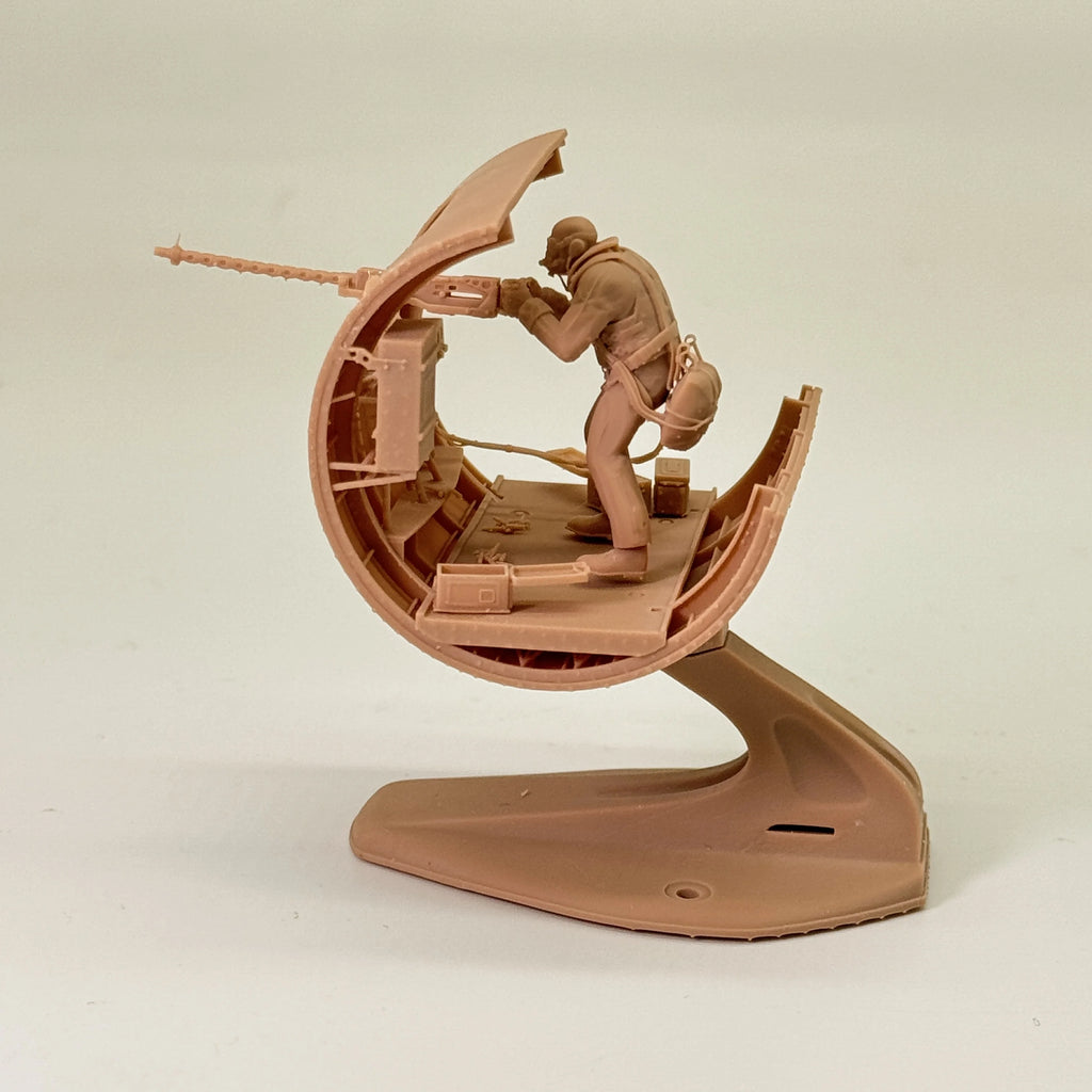 1/48 & 1/72 Scale WWII Bomber Waist Gunner / Ball Turret Crew Resin Model Kit - B-17 Flying Fortress