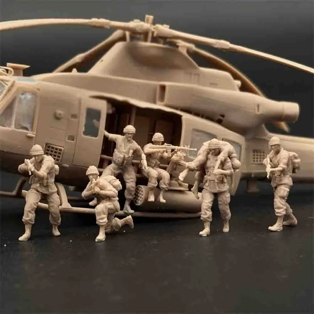 1/72 Scale US Soldiers Vietnam War Rescue / Combat Squad Resin Figure Set (6 Figures) - Infantry Miniatures