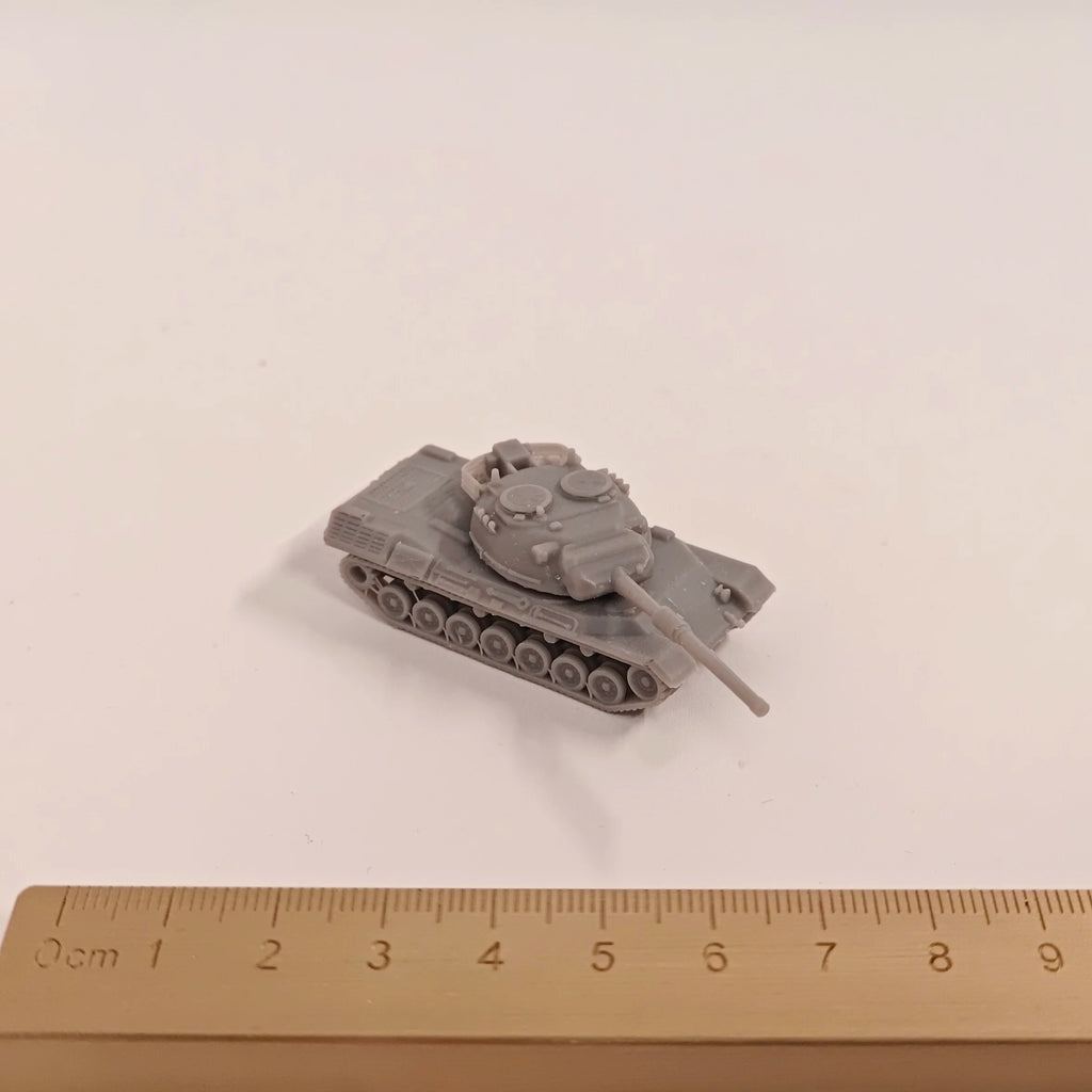 1/144 Scale Leopard I Main Battle Tank | Miniature Plastic Model Kit - R Supply Store