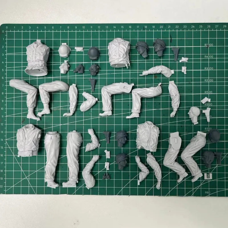 1/16 WWII US Army Tank Crew Resin Figures Set (4 Figs) – No Tank