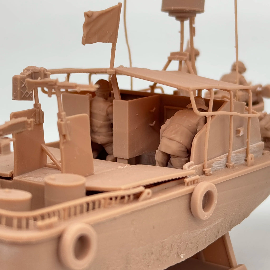 1/72 Scale US Navy PBR 31 Mk.II Patrol Boat & Crew Resin Model Kit (6 Figures) - Vietnam Riverine Warfare