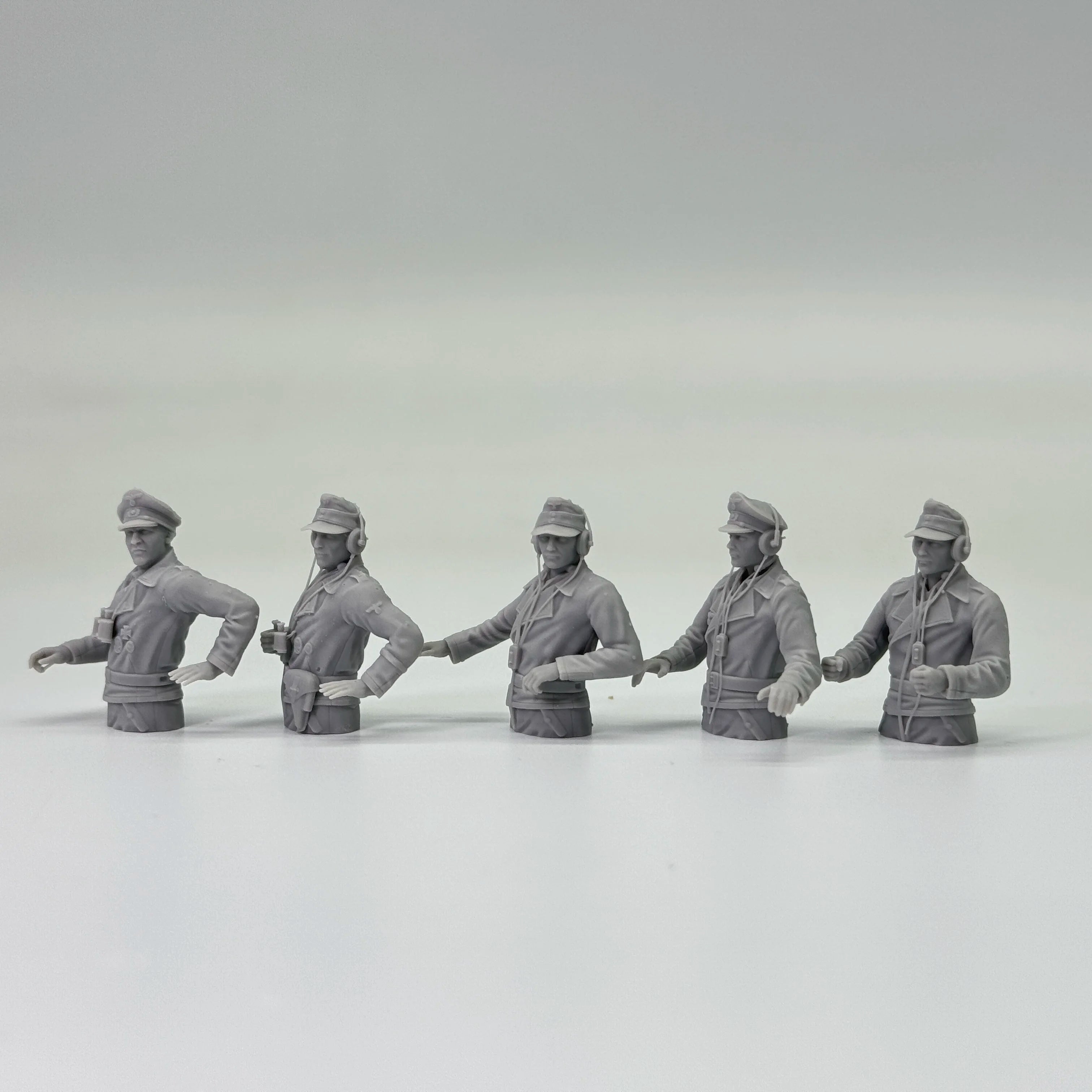 1/35 German Tank Commander Set (5 Fig) Resin Kit | Full/Half Body Vers.