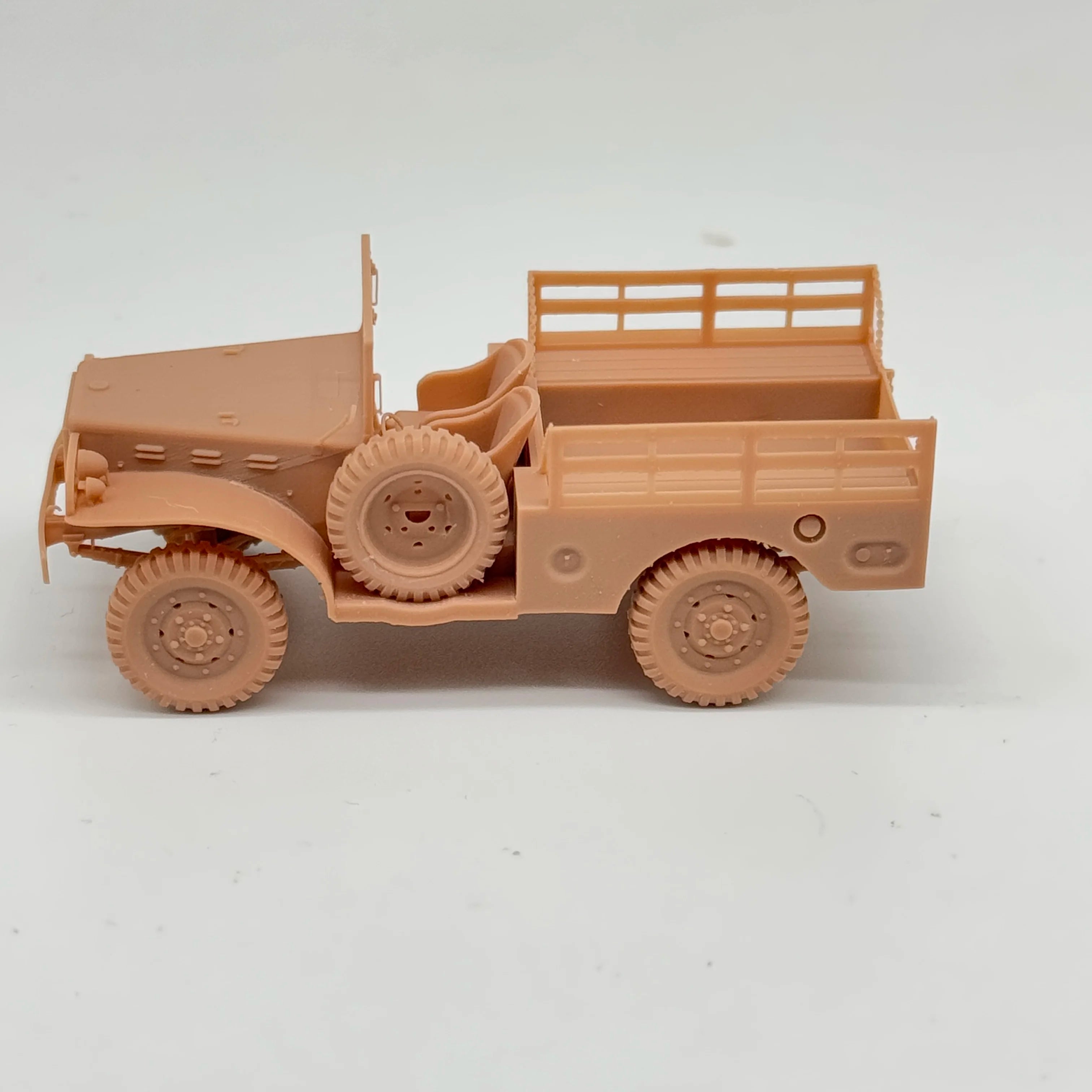 1/72 Scale WWII US WC-52 Truck & Infantry Crew Resin Model Kit (7 Figures) - Transport & General Staff Miniature