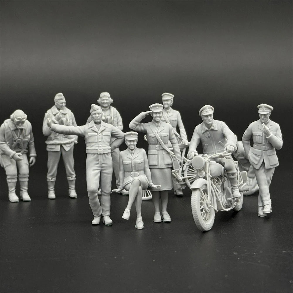 1/35 Scale WWII British Royal Air Force (RAF) Ground Crew & Pilots