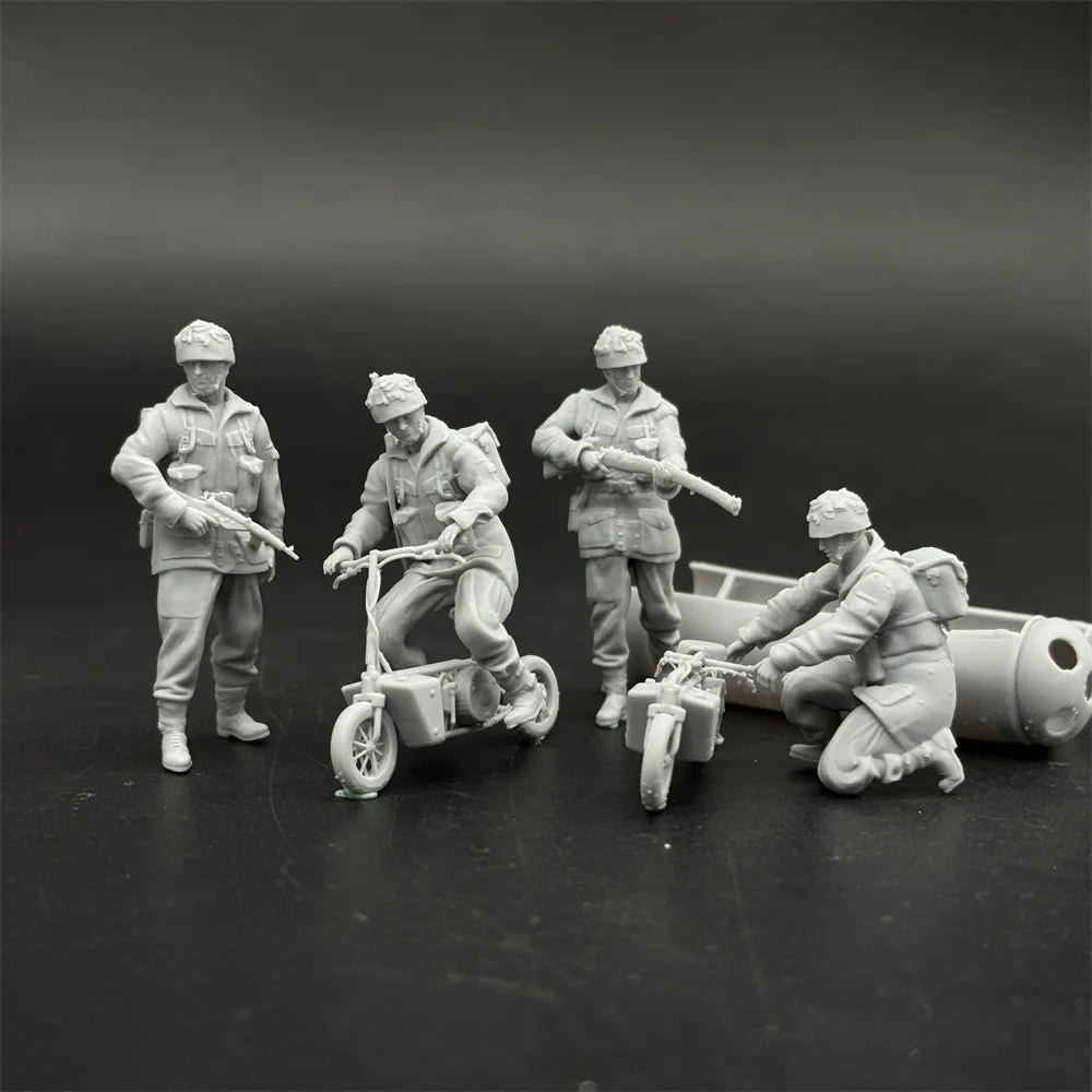 1/35 WWII British Paratrooper Figure Set | Welbike & CLE Canister Kit
