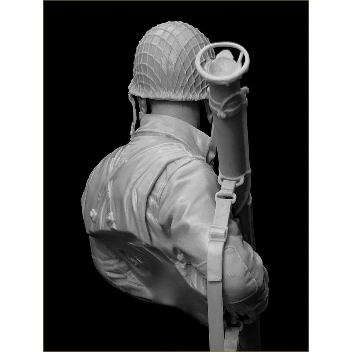1/10 resin unpainted model kit, bust US 101st Airborne Division equipped with bazooka Unassembled and unpainted GK