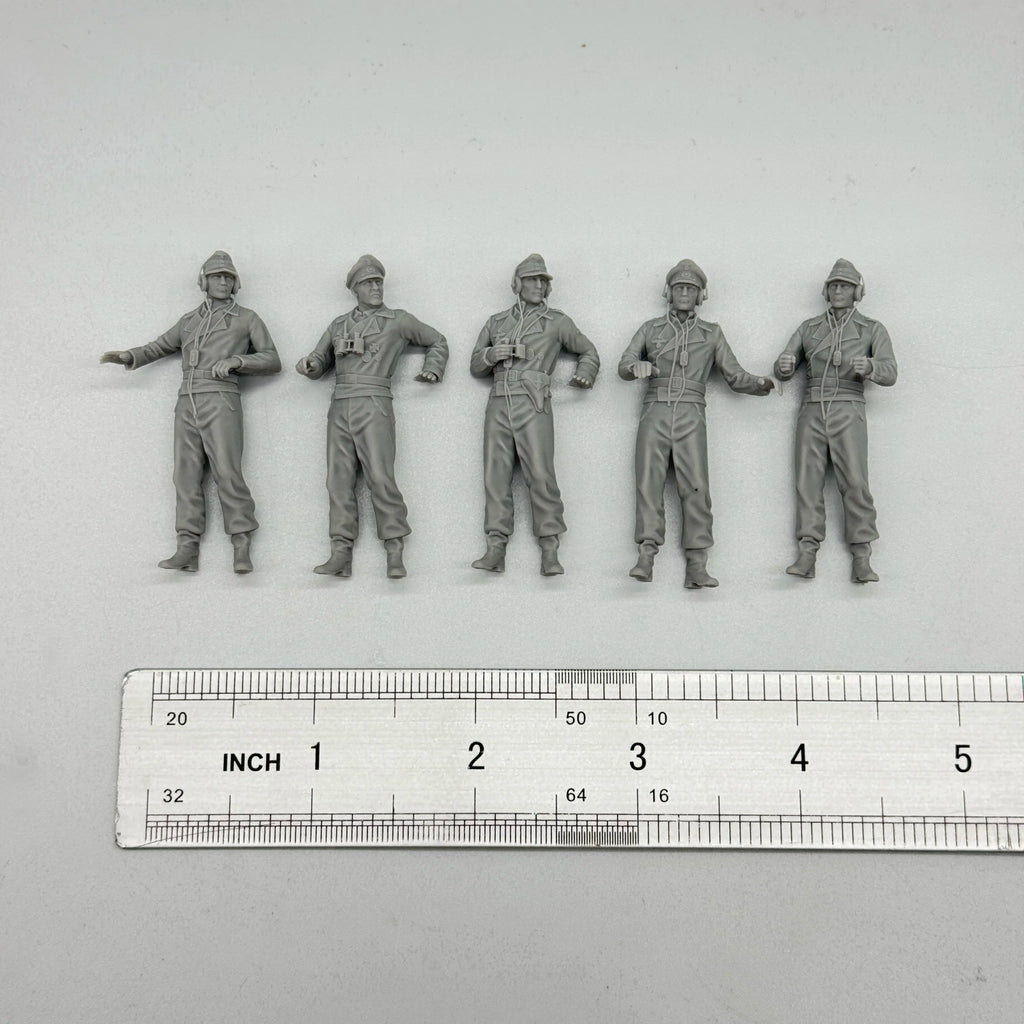 1/35 German Tank Commander Set (5 Fig) Resin Kit | Full/Half Body Vers.