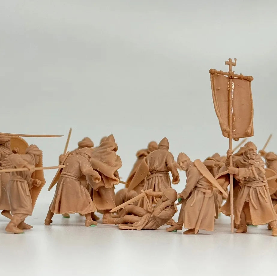 1/72 Scale Medieval Infantry Battle Scene Resin Figure Set (16+ Figures) - Aralcos / Tabletop Miniature