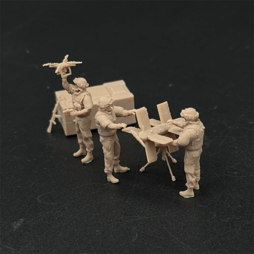 1/72 Scale Russian UAV Operator Team & Lancet 3 Loitering Missile Resin Figure Set (3 Figures) - Modern War Gaming