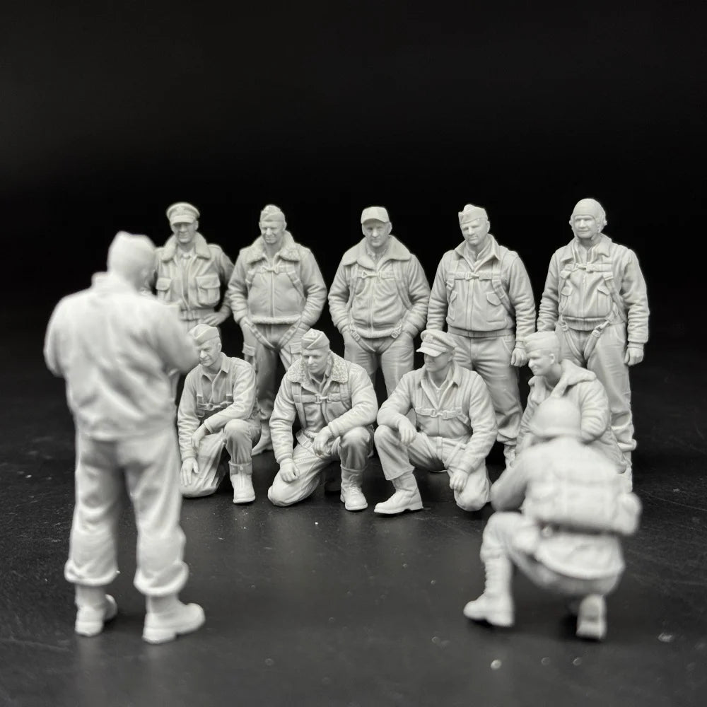 1/32 & 1/35 Scale WWII US Army Crew & Battlefield Photographer - 12 Figure Set | R-Supply Store