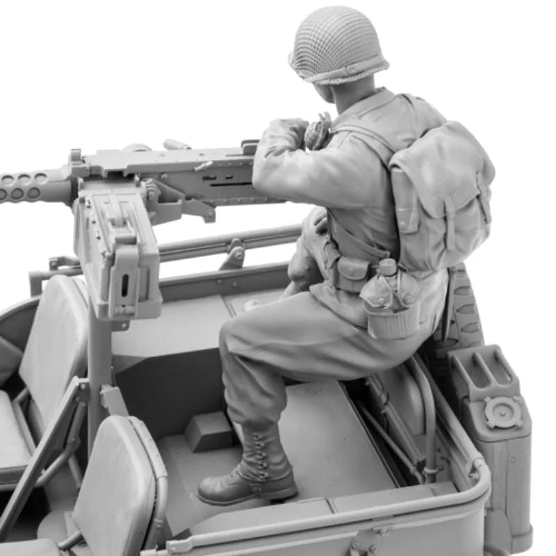 1/16 Scale WWII US Army Gunner Resin Figure Model Kit (No Car) - R Supply Store