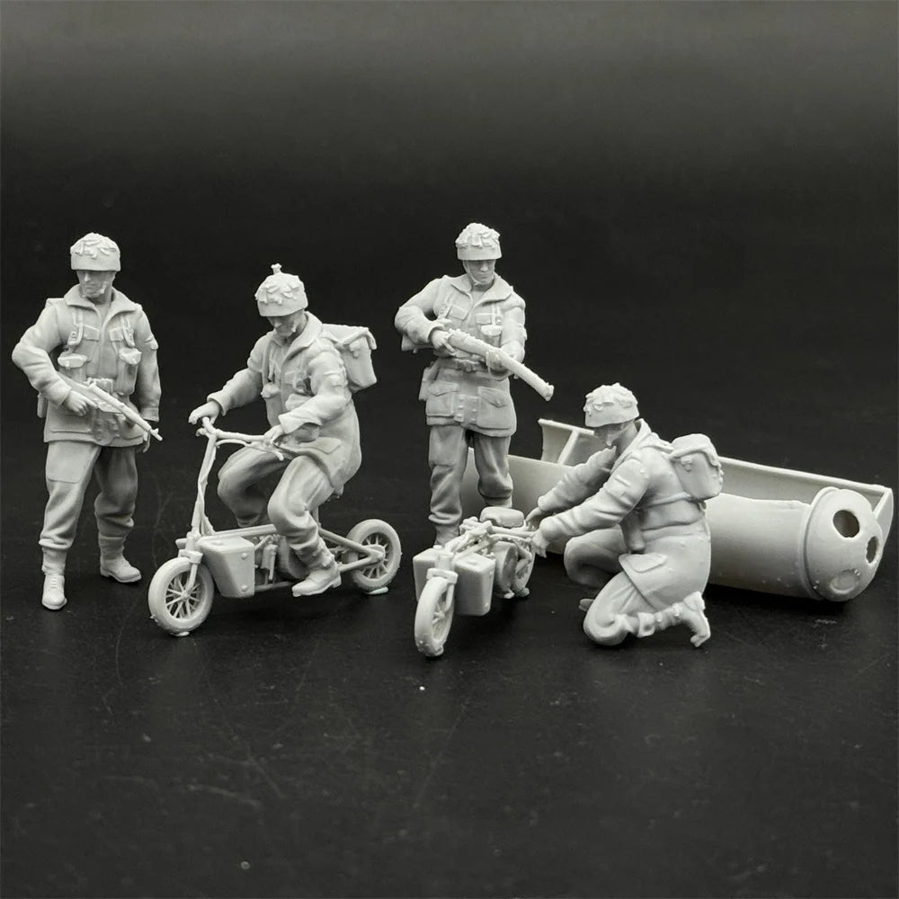 1/35 WWII British Paratrooper Figure Set | Welbike & CLE Canister Kit