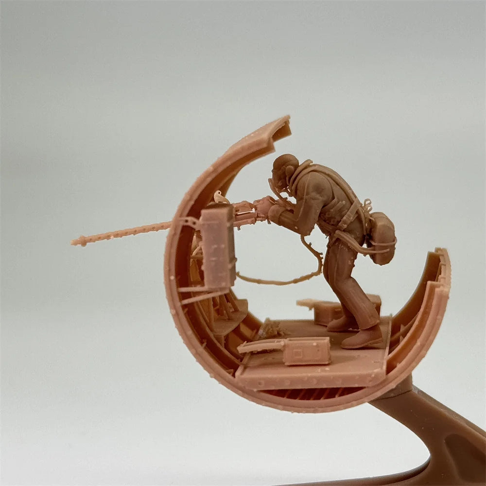 1/48 & 1/72 Scale WWII Bomber Waist Gunner / Ball Turret Crew Resin Model Kit - B-17 Flying Fortress