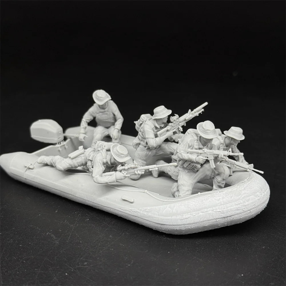1/35 US Navy Seals (5 Fig) in ZODIAC Boat Resin Kit | Military Diorama