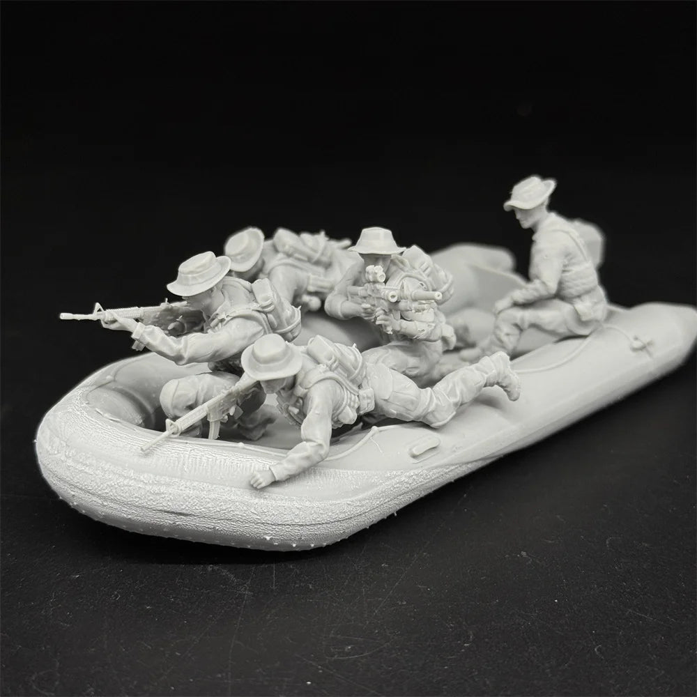 1/35 US Navy Seals (5 Fig) in ZODIAC Boat Resin Kit | Military Diorama