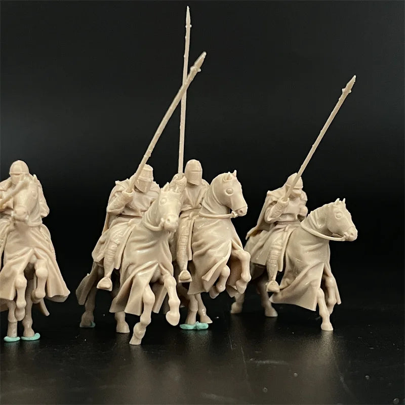 1/72 Scale Teutonic Order / Medieval Knight Cavalry & Crossbowman Resin Figure Set (23 Figures) - Battle of Tannenberg
