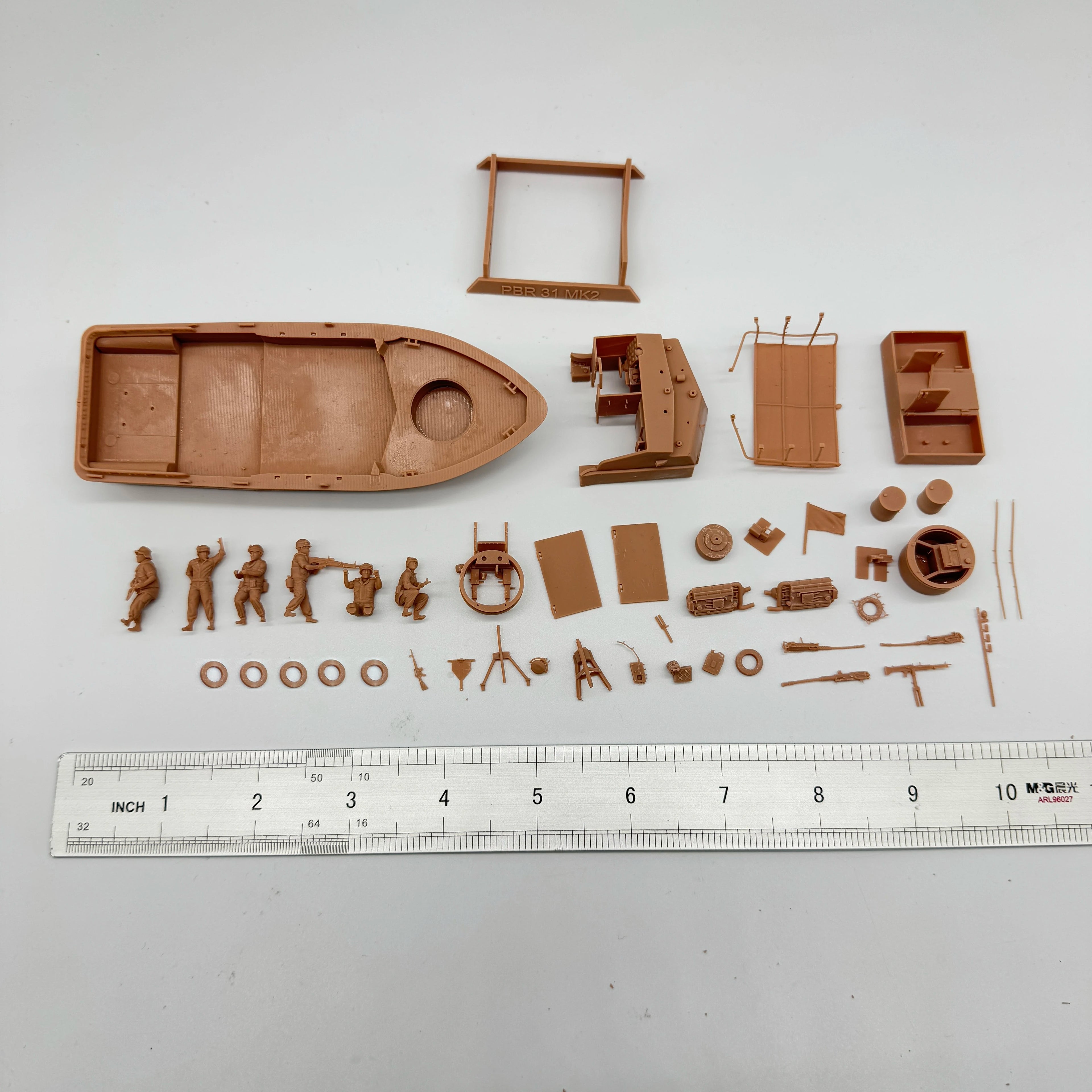 1/72 Scale US Navy PBR 31 Mk.II Patrol Boat & Crew Resin Model Kit (6 Figures) - Vietnam Riverine Warfare