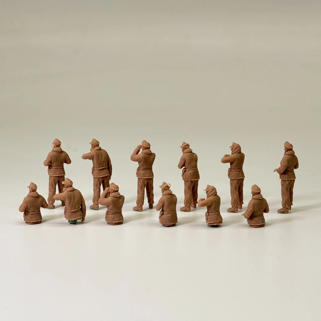 1/72 Scale WWII German Winter Tank Crew & Infantry Soldiers Resin Figure Set (12 Figures) - Eastern Front/Ardennes