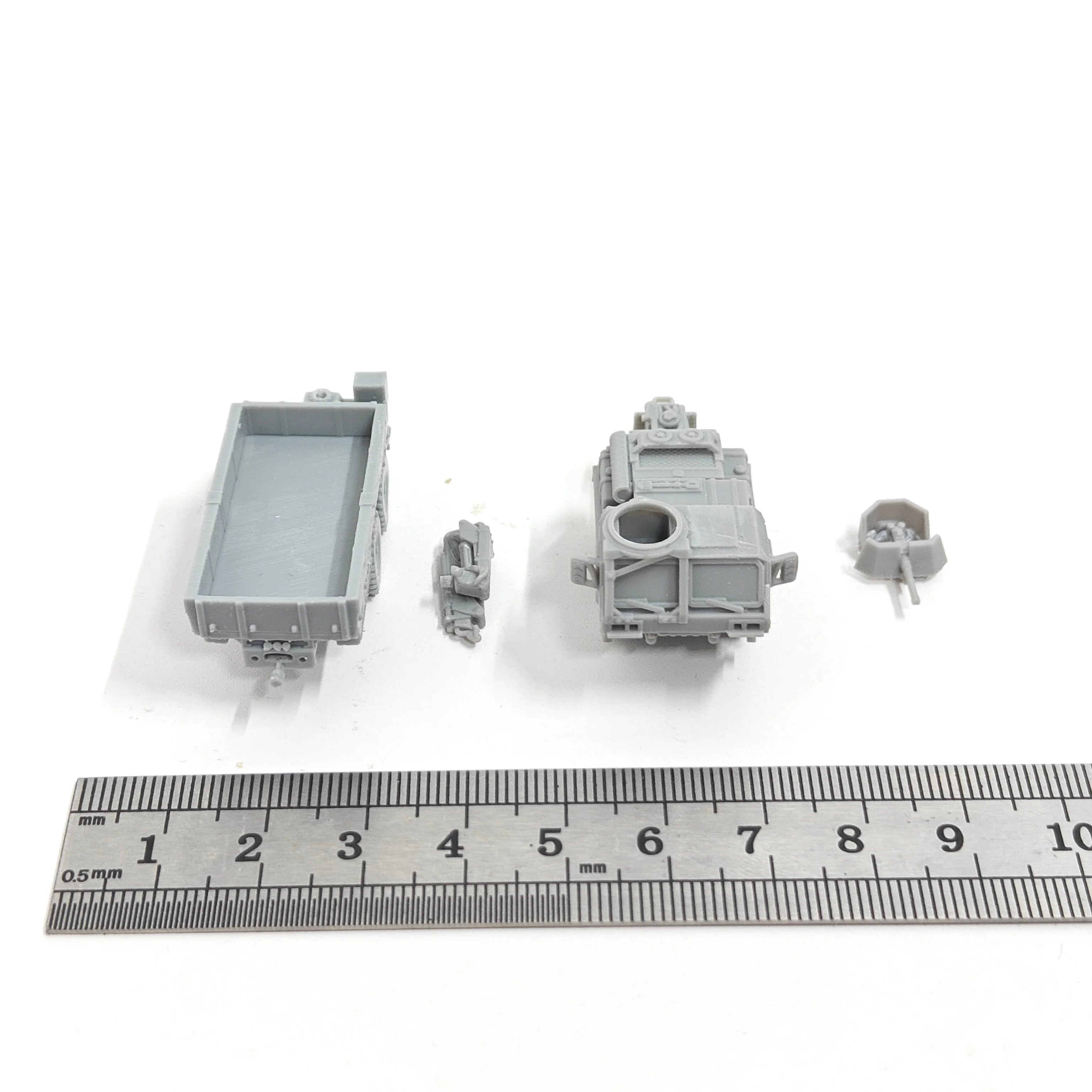 1/144 Scale M977 HEMTT | Modern Military Tactical Truck Model Kit Unassembled - R Supply Store