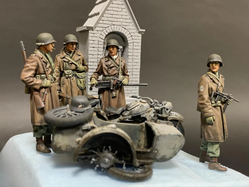 1/35 Scale Die-Cast Resin Figure Model Kit WWII US Infantry MG Team Winter Set 4 Figures (No Motorcycle) Unassembled Unpainted - R Supply Store