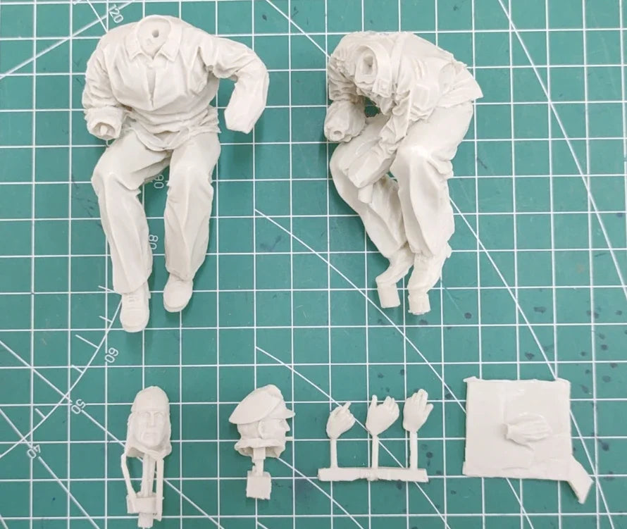 1/16 Scale WWII German Driver and Officer Resin Figure Set (x2) - Unassembled Vehicle Crew Kit