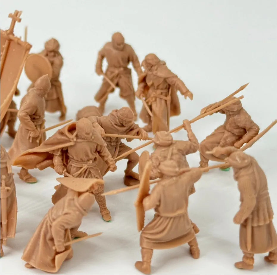 1/72 Scale Medieval Infantry Battle Scene Resin Figure Set (16+ Figures) - Aralcos / Tabletop Miniature