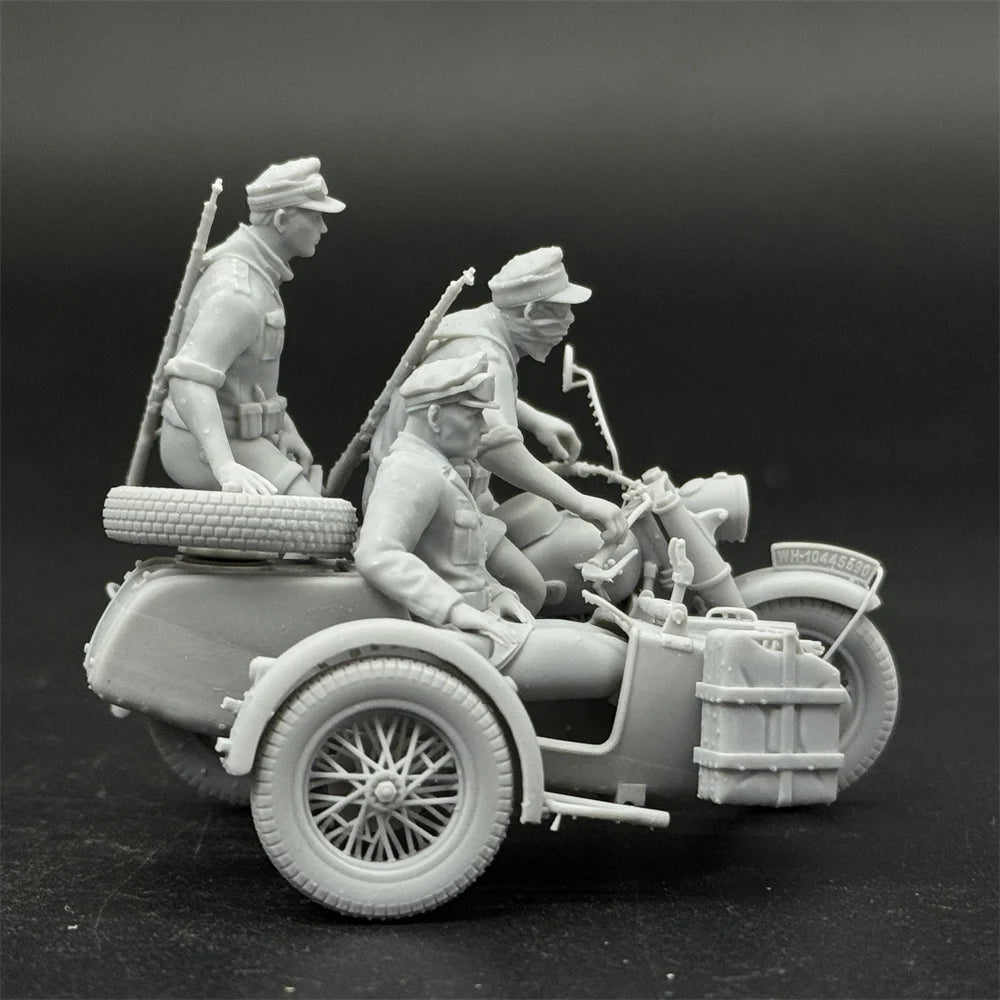 1/35 Scale German Motorcycle Crew Officer 3 Figures Resin Model Miniature Military War Game - R Supply Store