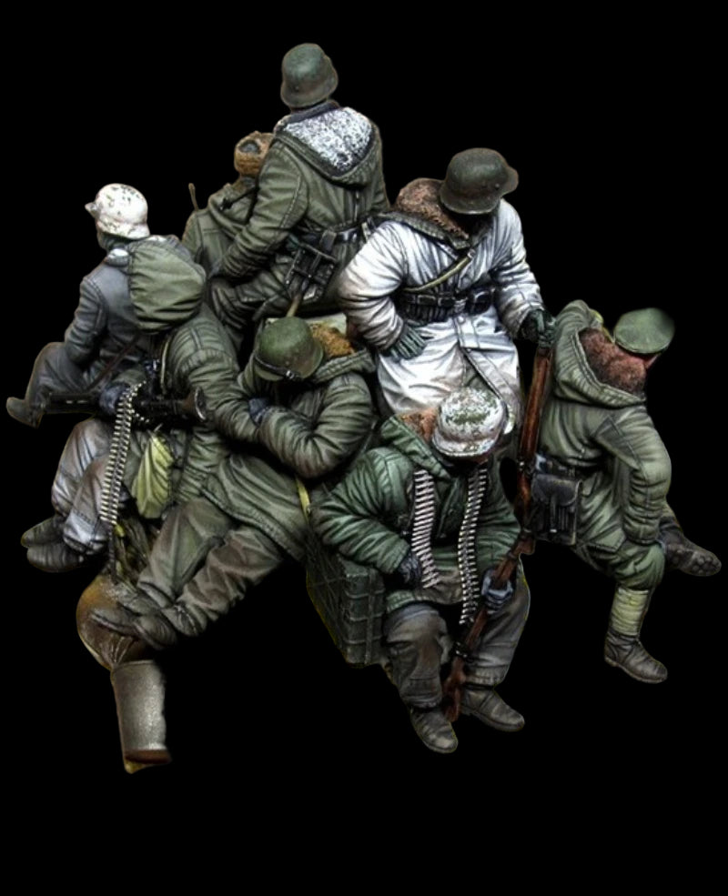 1/35 Scale Die-Cast Resin Figure Model Kit Panzergrenadiers 8 Figures (No Tank) Unassembled and Unpainted - R Supply Store