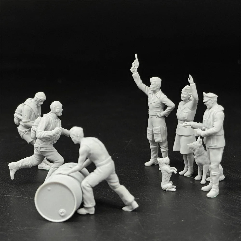 1/48 & 1/72 Scale WWII German Luftwaffe Pilots & Ground Crew Resin Figure Set (11 Figures) - Airfield Diorama