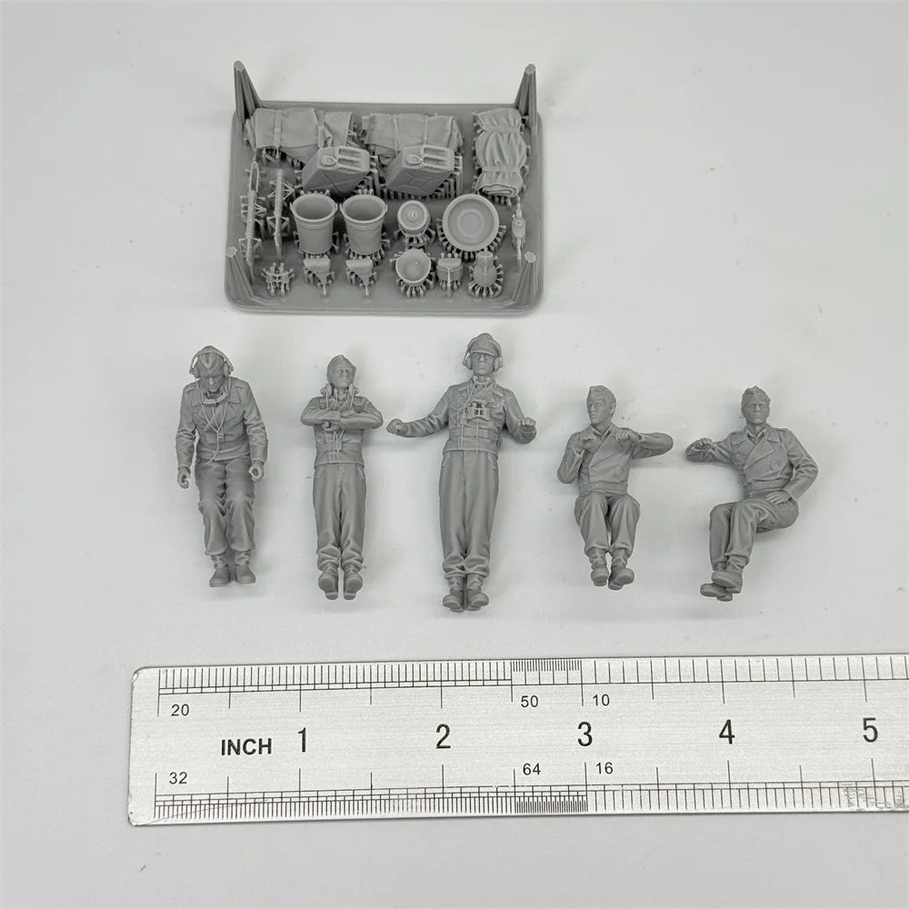 1/35 German PzKpfw IV Tank Crew (5 Fig) Resin Kit | Diorama Accessories