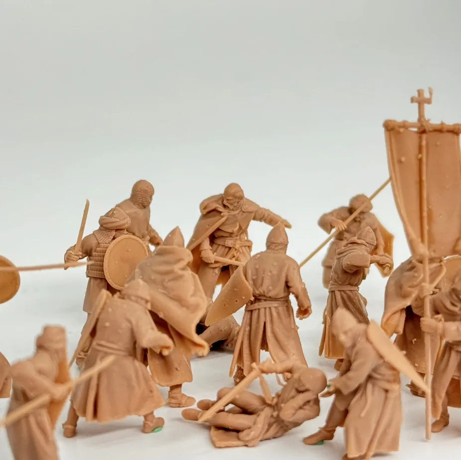 1/72 Scale Medieval Infantry Battle Scene Resin Figure Set (16+ Figures) - Aralcos / Tabletop Miniature