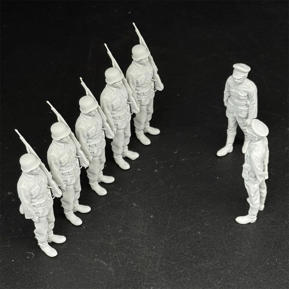 1/35 Scale WWII German Military Inspection Set | 7-Figure Premium Resin Kit