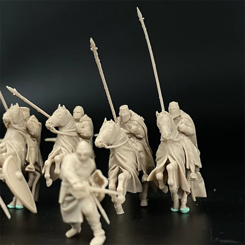 1/72 Scale Teutonic Order / Medieval Knight Cavalry & Crossbowman Resin Figure Set (23 Figures) - Battle of Tannenberg
