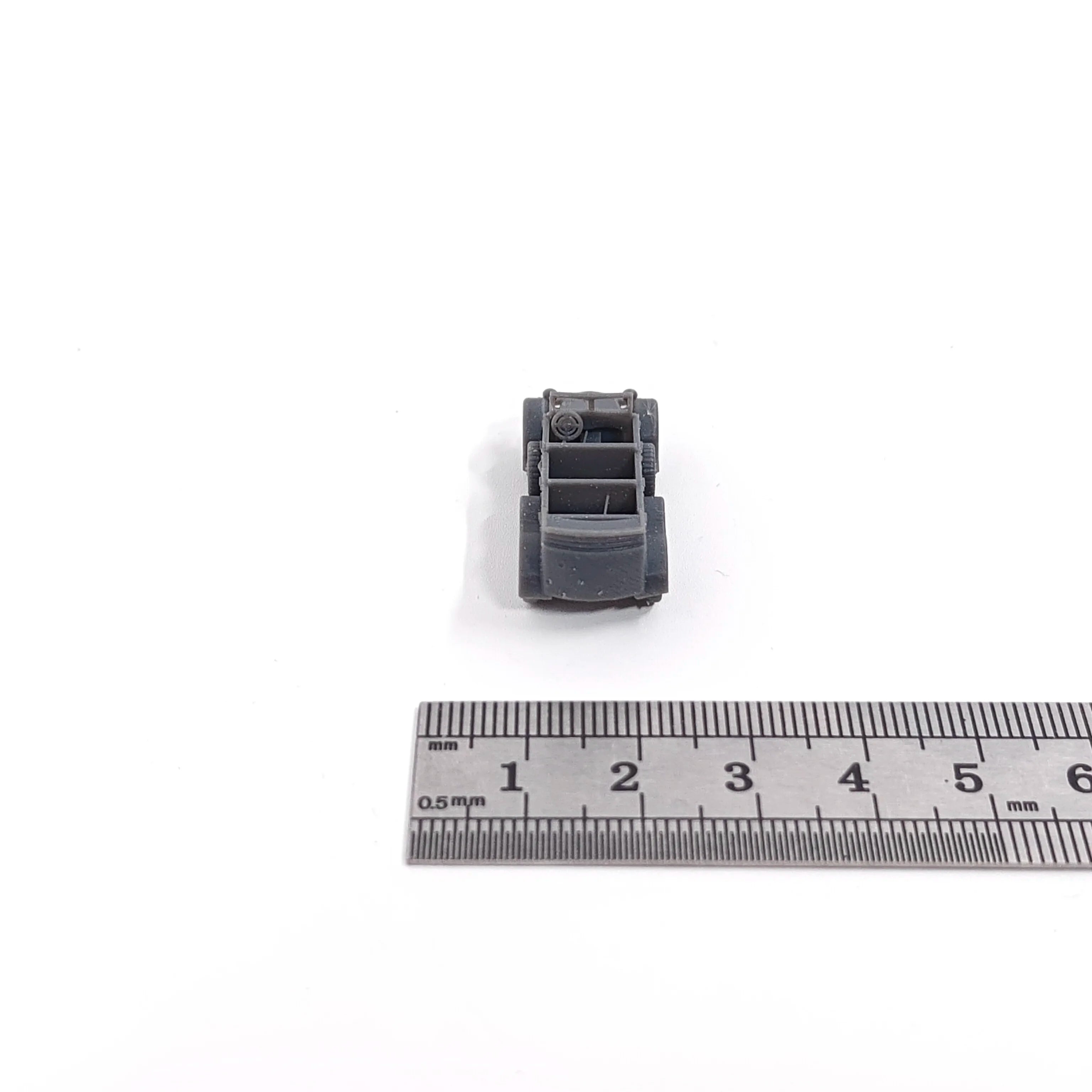 1/144 Scale Kfz.21 Staff Car | WWII Military Model Kit Unassembled Miniature - R Supply Store