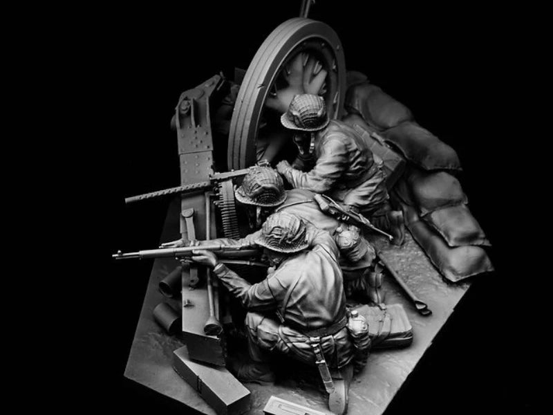 1/16 Scale Airborne Division Artillery Figure Model Kit scene – 3 Figures & Base - R Supply Store