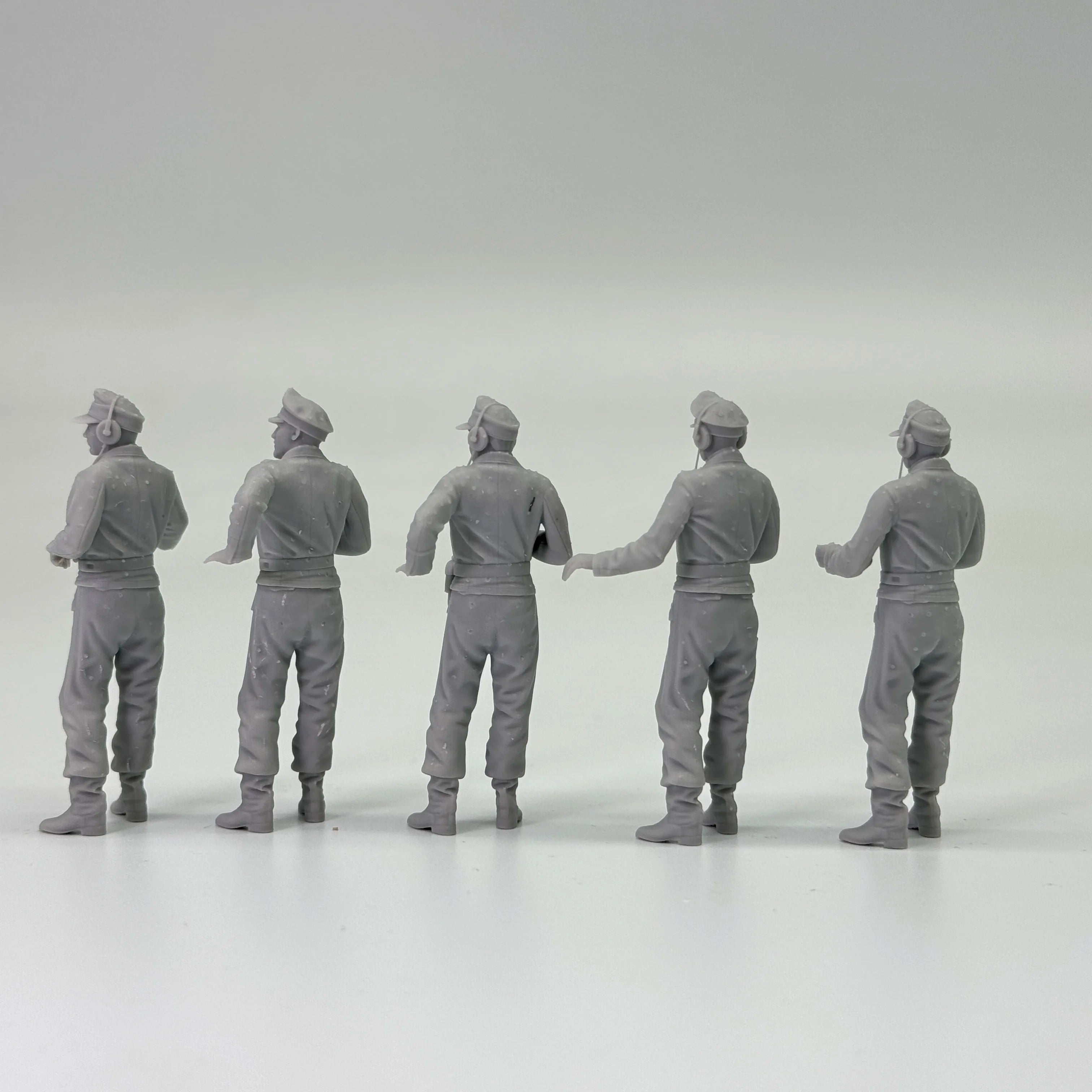 1/35 German Tank Commander Set (5 Fig) Resin Kit | Full/Half Body Vers.
