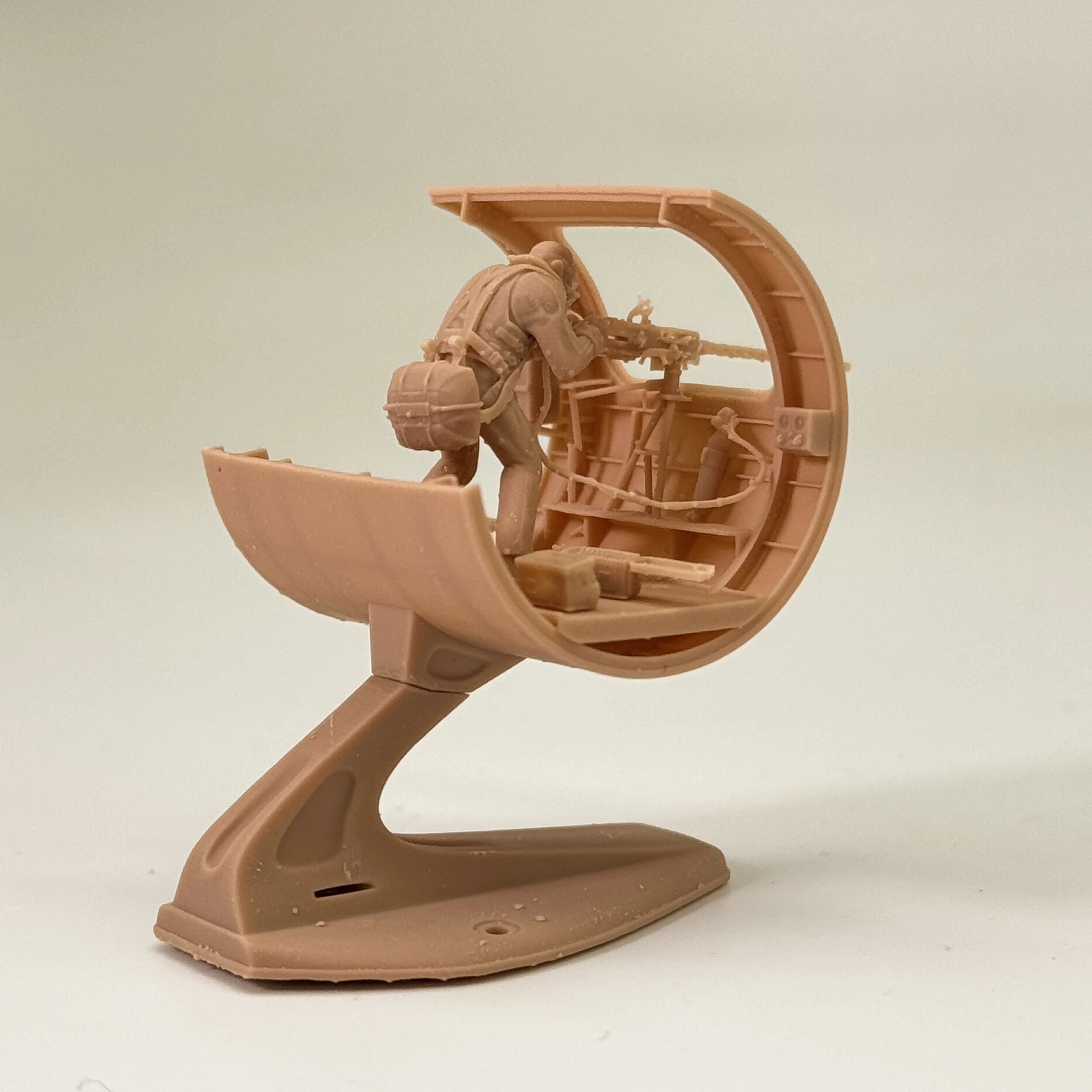 1/48 & 1/72 Scale WWII Bomber Waist Gunner / Ball Turret Crew Resin Model Kit - B-17 Flying Fortress