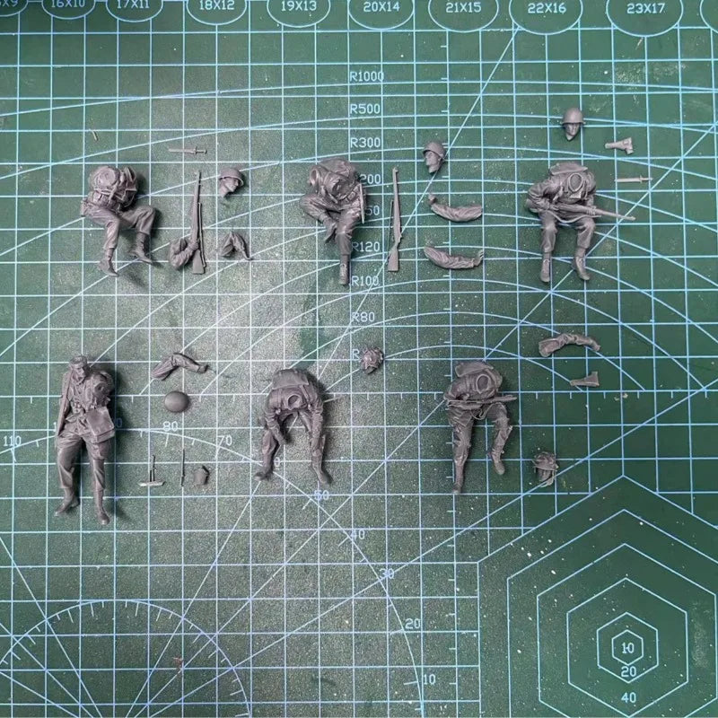1/35 US Soldier & Tank Rider Resin Set (6 Figures) | Military Diorama Kit - R Supply Store