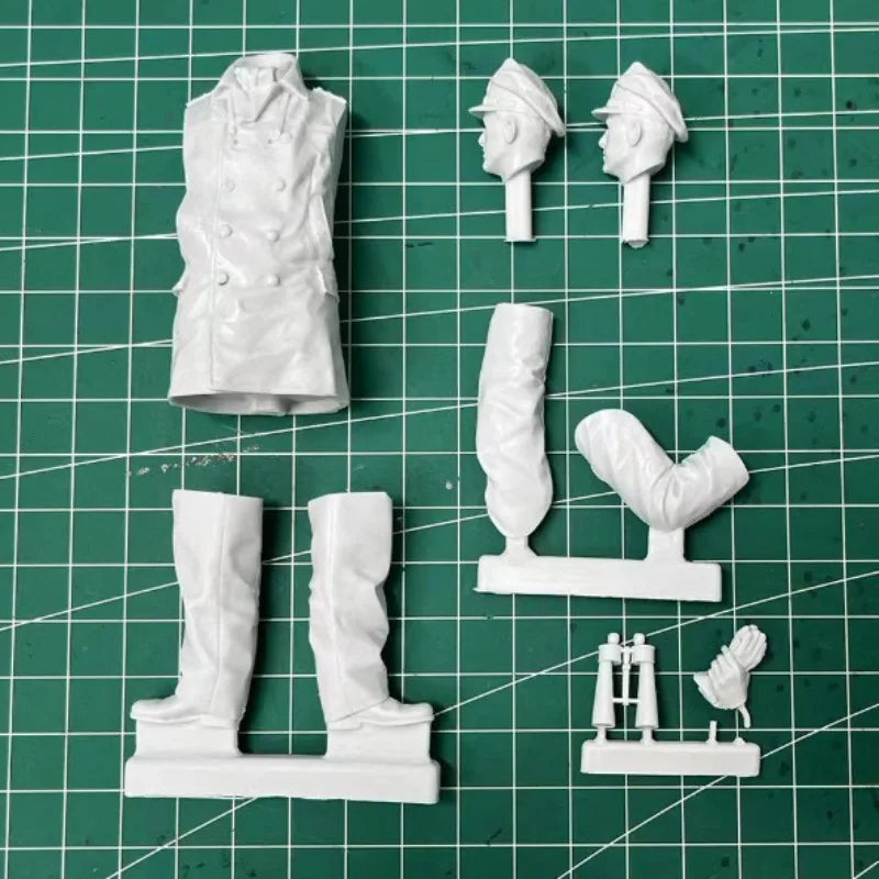 1/16 Scale WWII German Navy (Kriegsmarine) Captain Resin Figure - U-Boat Commander Miniature