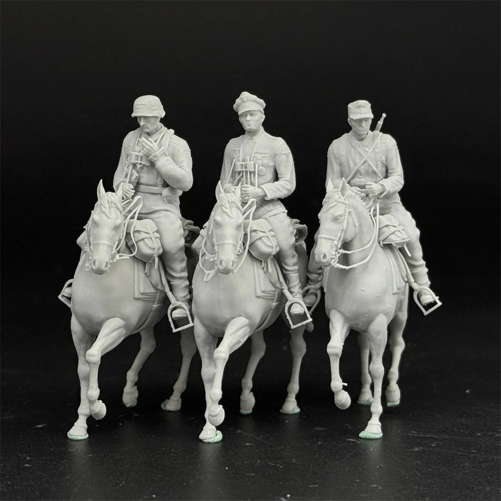 1/35 Scale WWII German Cavalry | 3-Figure Premium Resin Set