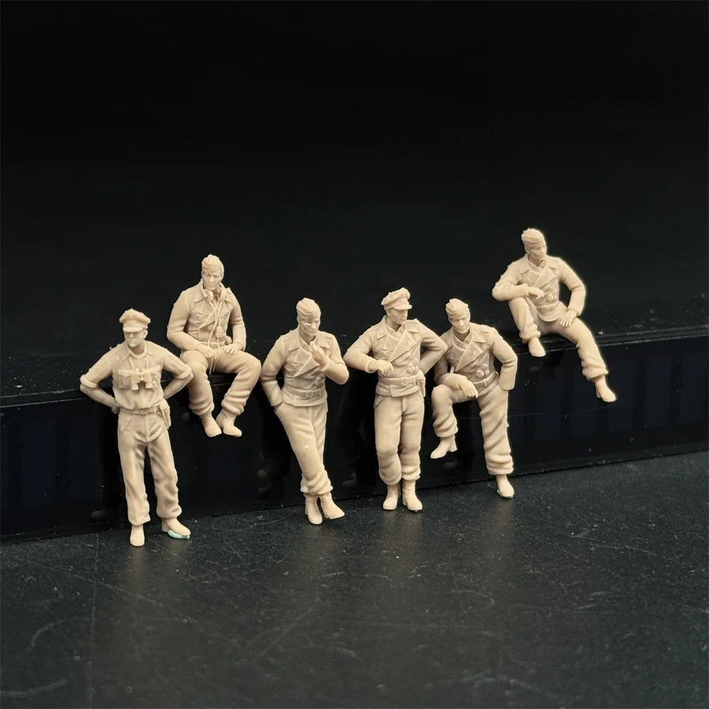 1/72 Scale WWII German Tank Crew & Officers Resin Figure Set (6 Figures) - Military Diorama